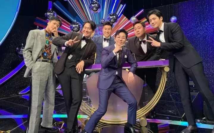 perjalanan karier Kim Seon-ho Berbagai sumber 