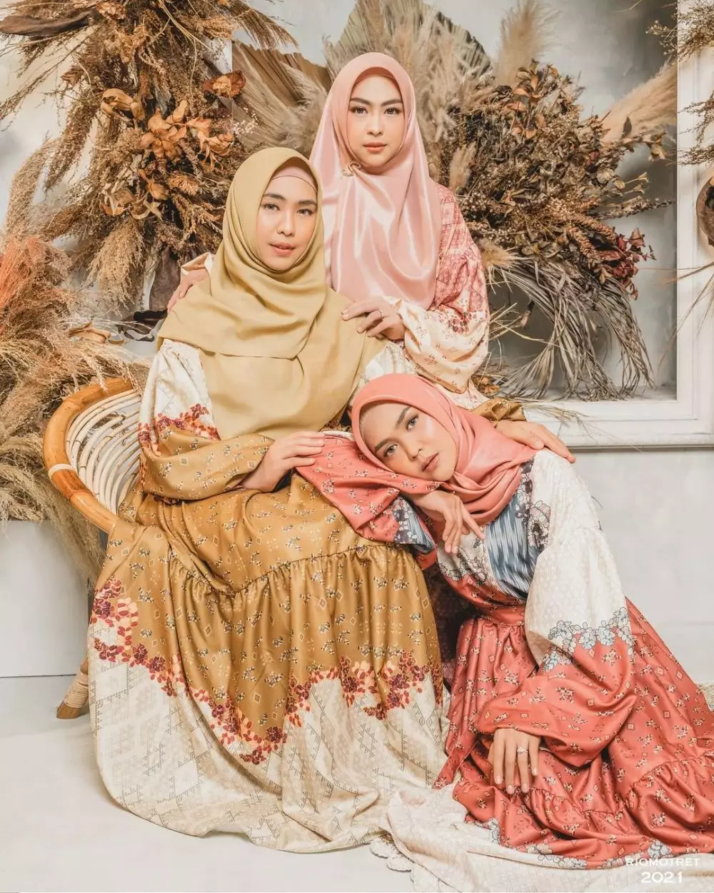 pemotretan ria ricis dan kedua kakaknya © berbagai sumber