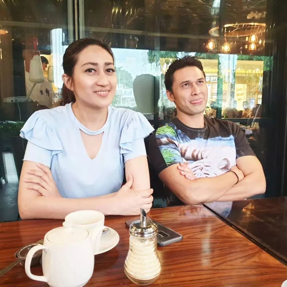 momen seleb ketemu mantan kekasih © berbagai sumber