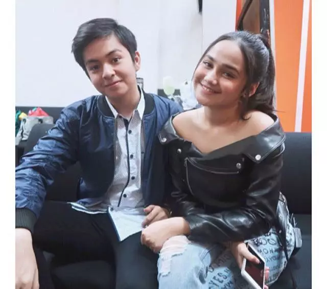 momen seleb ketemu mantan kekasih © berbagai sumber