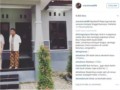 Seleb belikan rumah untuk orang tuanya © 2021 brilio.net Seleb belikan rumah untuk orang tuanya © 2021 brilio.net