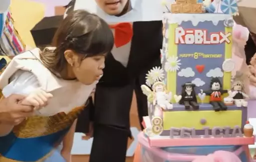 Momen Gilang Juragan99 rayakan ultah anak dari berbagai sumber