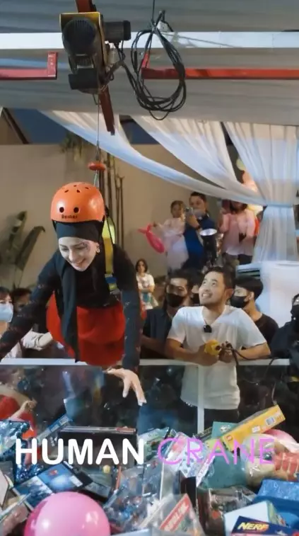 Momen Gilang Juragan99 rayakan ultah anak dari berbagai sumber