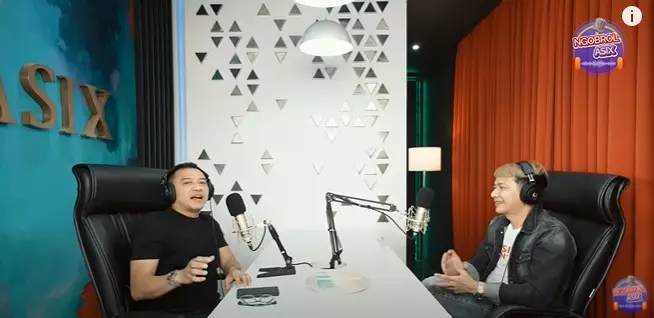 Delon Thamrin jadi guru vokal © berbagai sumber Delon Thamrin jadi guru vokal © berbagai sumber