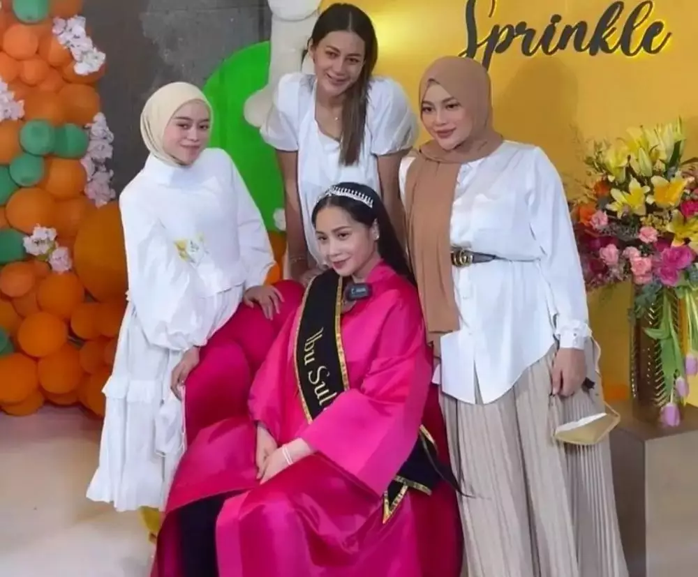 potret kedekatan nagita dan paula © berbagai sumber