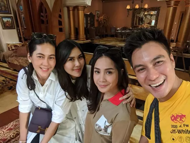 potret kedekatan nagita dan paula © berbagai sumber