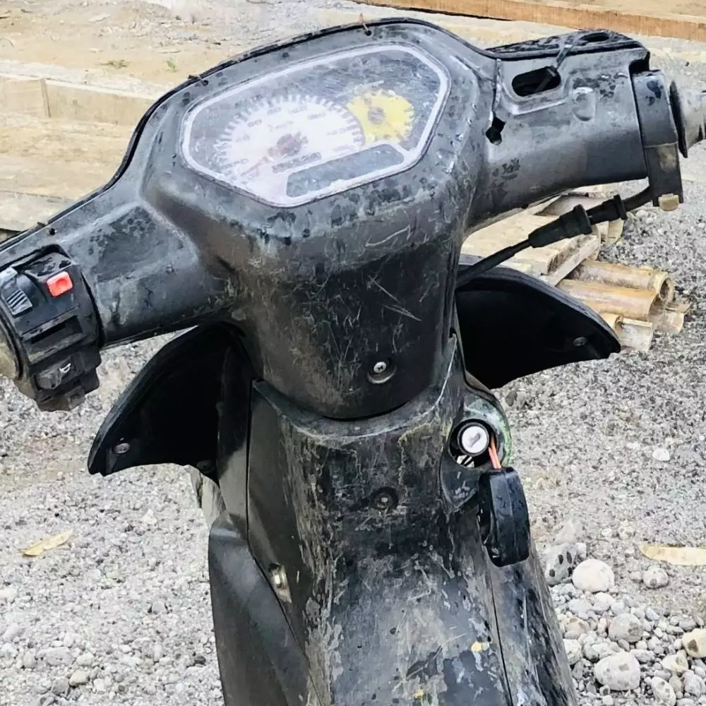 pengganti kunci motornya aneh-aneh © 2021 1cak.com