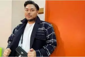 Menu diet khas rumahan 7 seleb pria, ampuh turunkan berat badan