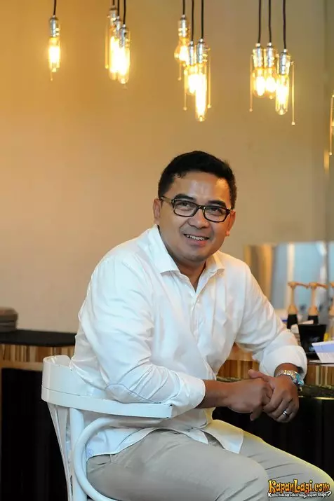 seleb kini tekuni profesi pengajar © berbagai sumber seleb kini tekuni profesi pengajar © berbagai sumber