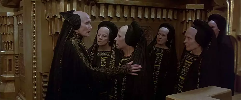 9 Kisah tersembunyi Bene Gesserit, geng penyihir licik di film Dune berbagai sumber