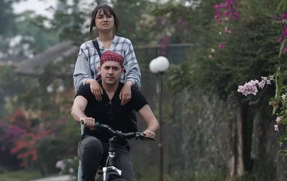 Syifa Hadju dan pasangan di series dari berbagai sumber