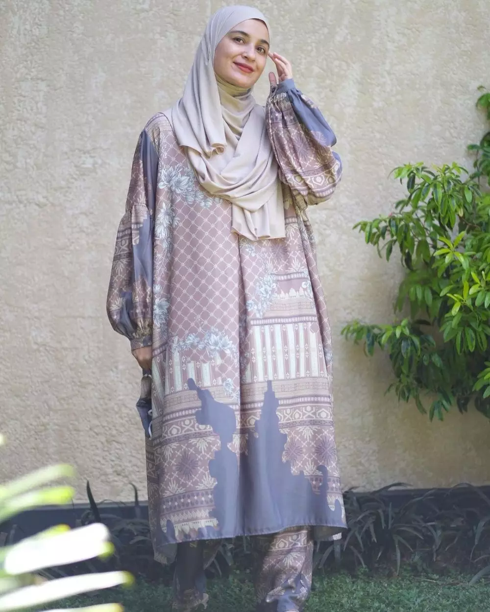 Seleb cantik jadi korban penipuan © Instagram