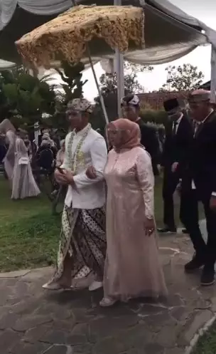 Momen akad nikah Ridho D’Academy dan Syifa © 2021 YouTube