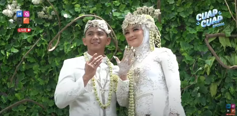 Momen akad nikah Ridho D’Academy dan Syifa © 2021 YouTube