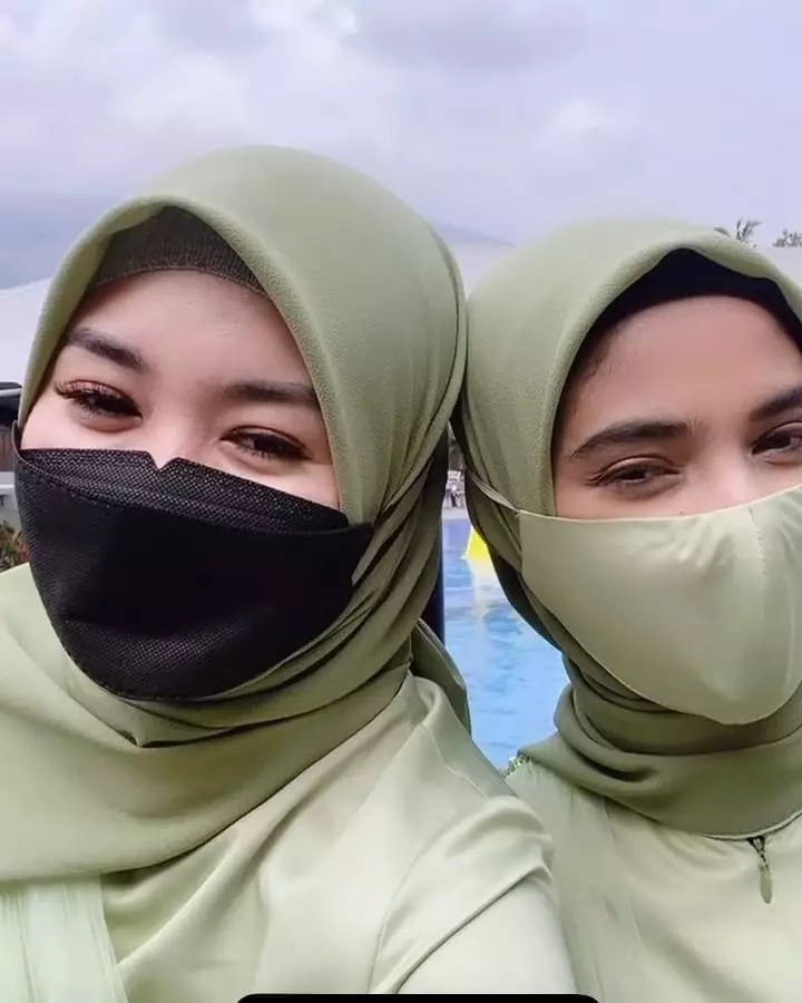 Nadya Mustika di pernikahan Ridho DA © 2021 brilio.net Nadya Mustika di pernikahan Ridho DA © 2021 brilio.net