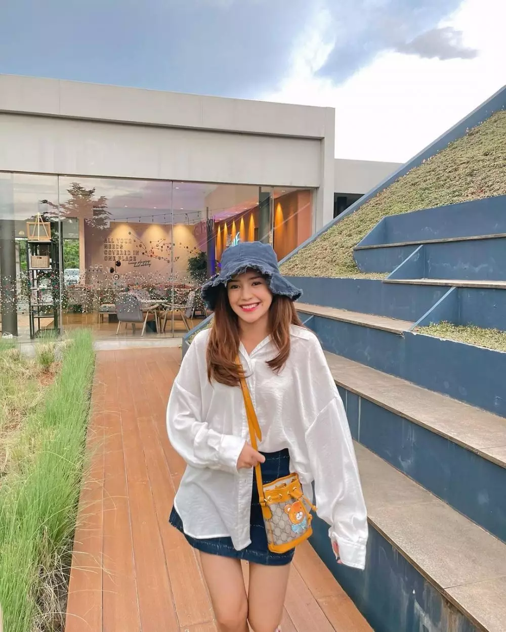 korean style ala Beby Tsabina © 2021 brilio.net korean style ala Beby Tsabina © 2021 brilio.net