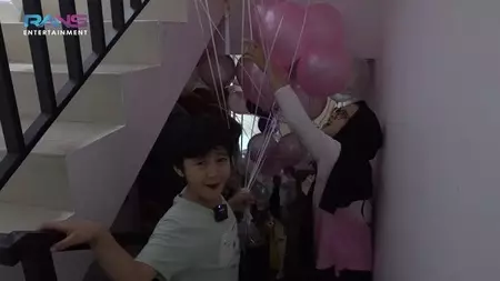 momen haru Raffi & Nagita dapat kejutan dari Rafathar © 2021 YouTube