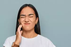 Jangan diabaikan, sariawan bisa jadi tanda awal 5 penyakit serius