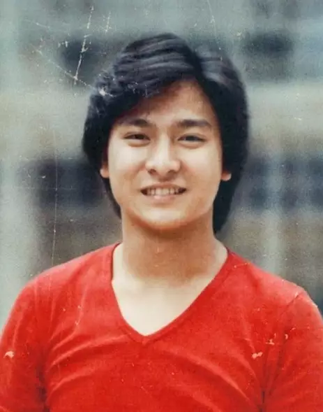 Potret masa muda aktor laga Mandarin dari berbagai sumber