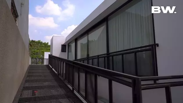 Potret rumah mewah Sammy Simorangkir YouTube/Boy William