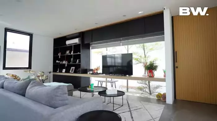 Potret rumah mewah Sammy Simorangkir YouTube/Boy William