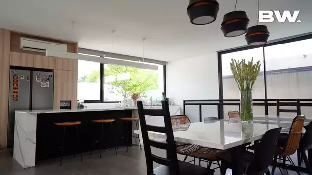 Potret rumah mewah Sammy Simorangkir YouTube/Boy William