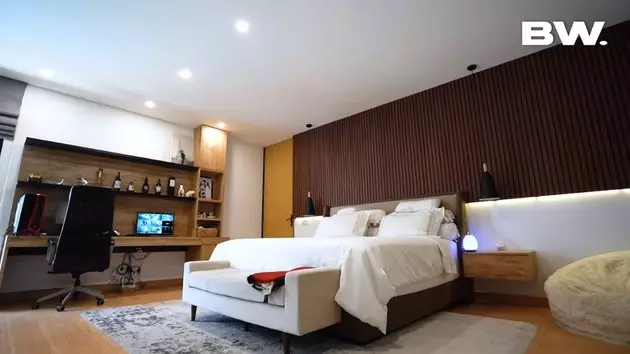 Potret rumah mewah Sammy Simorangkir YouTube/Boy William