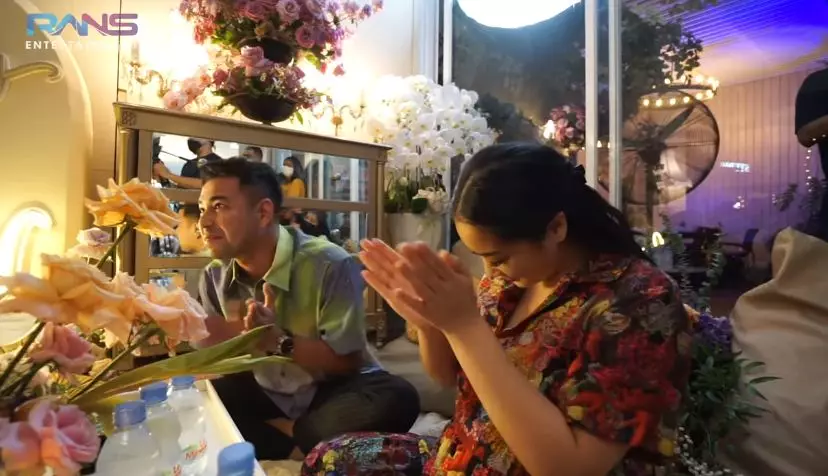 Momen Raffi & Nagita saling beri kejutan © YouTube/Rans Entertainment