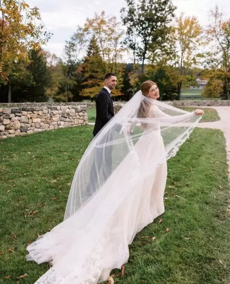 potret pernikahan anak Bill Gates dari berbagai sumber