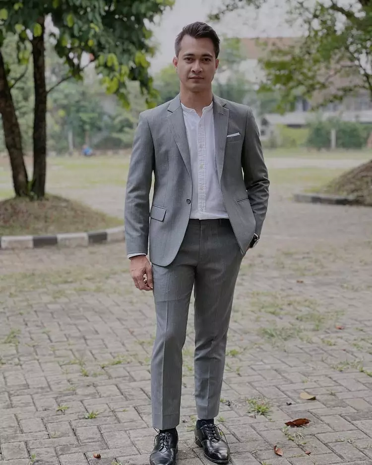 Jadi pemain utama di Suci Dalam Cinta, ini ungkapan bahagia Eza Gionino Instagram