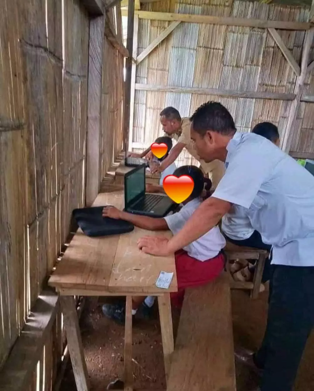 Kisah guru NTT berjuang untuk muridnya Instagram