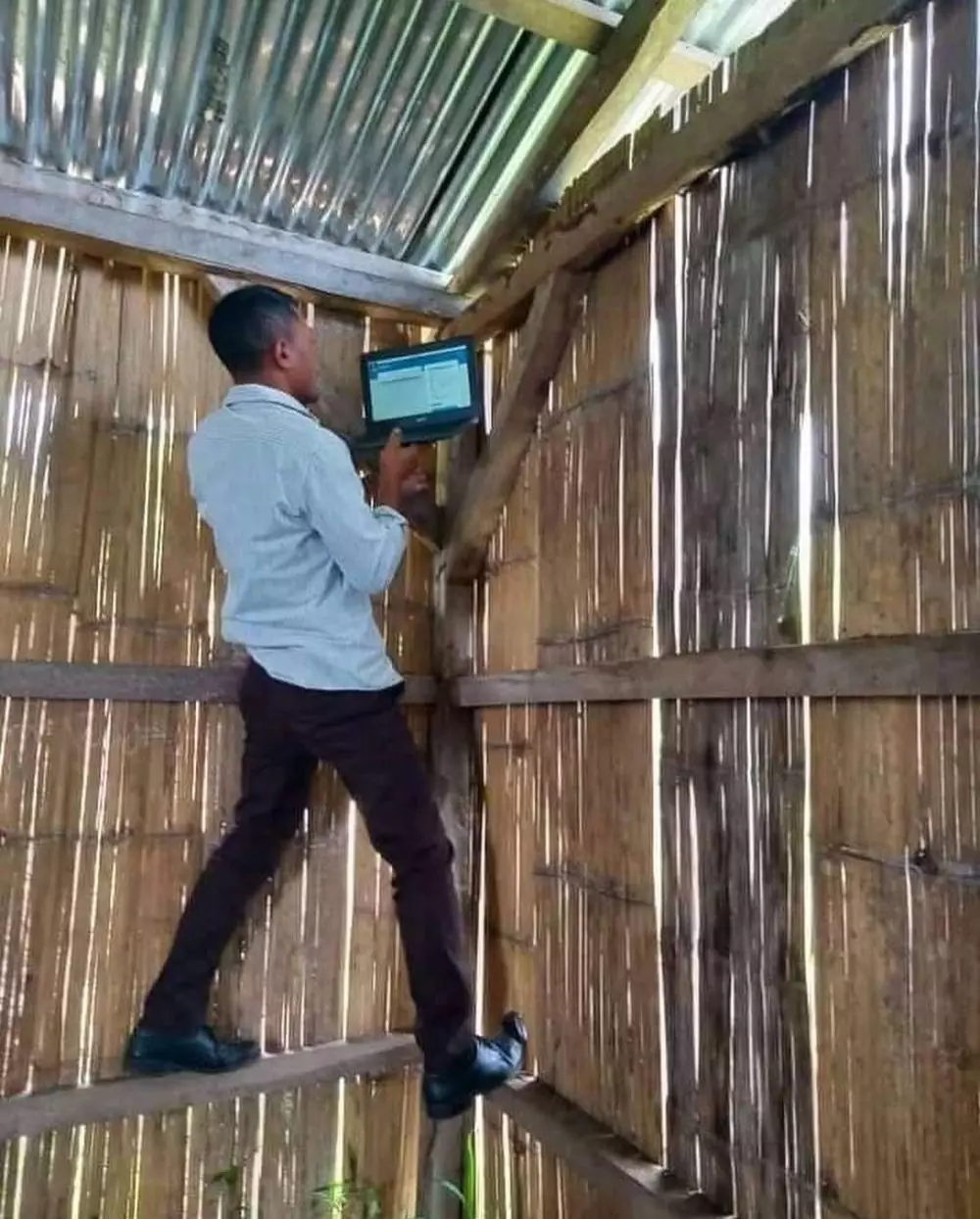 Kisah guru NTT berjuang untuk muridnya Instagram