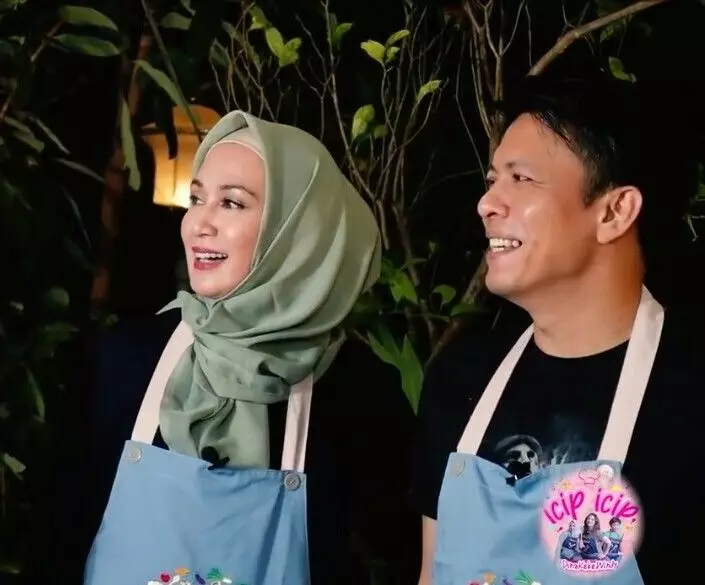 Potret kebersamaan Ariel Noah dan Dina Lorenza Instagram