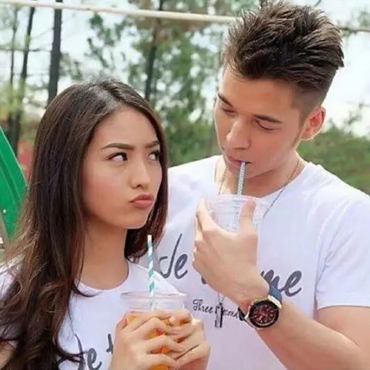 Perjalanan cinta Celine dan Stefan © 2021 brilio.net Perjalanan cinta Celine dan Stefan © 2021 brilio.net