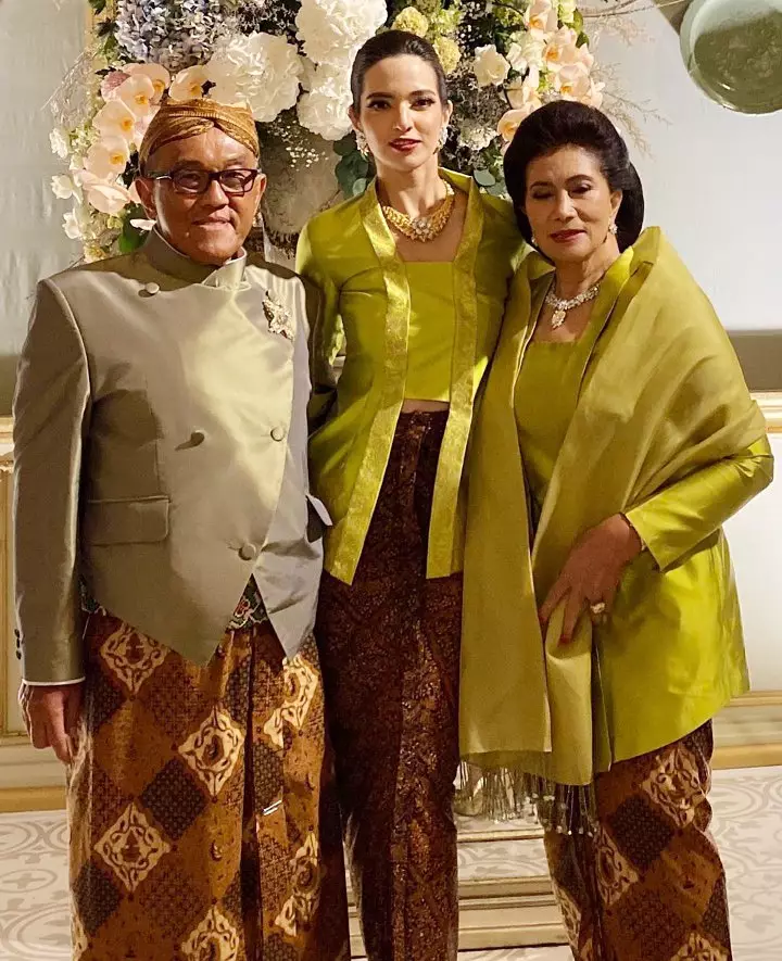 seleb di pernikahan adik ipar © 2021 brilio.net seleb di pernikahan adik ipar © 2021 brilio.net