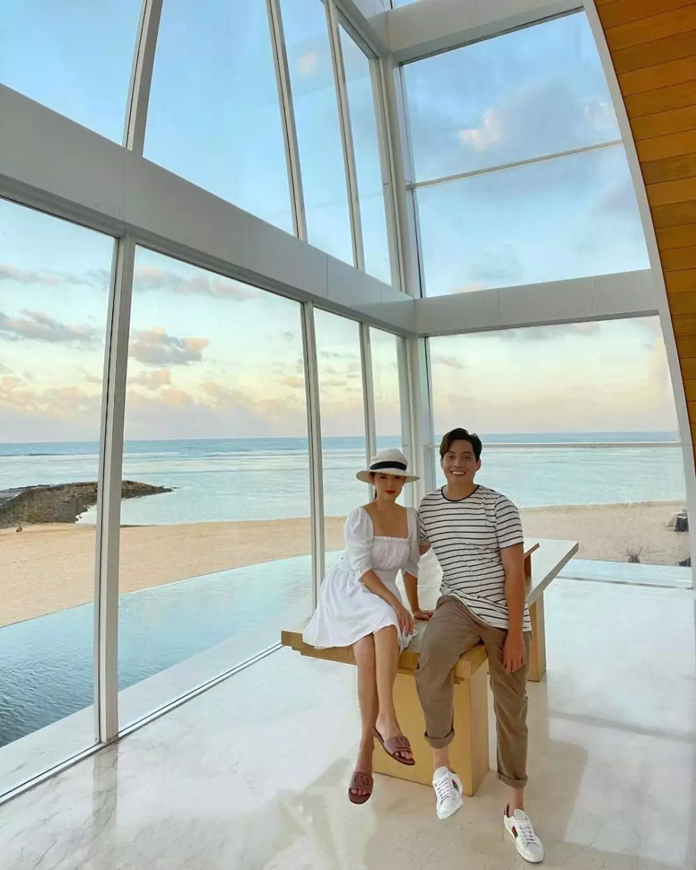 Pemain extravaganza bareng keluarga © 2021 brilio.net