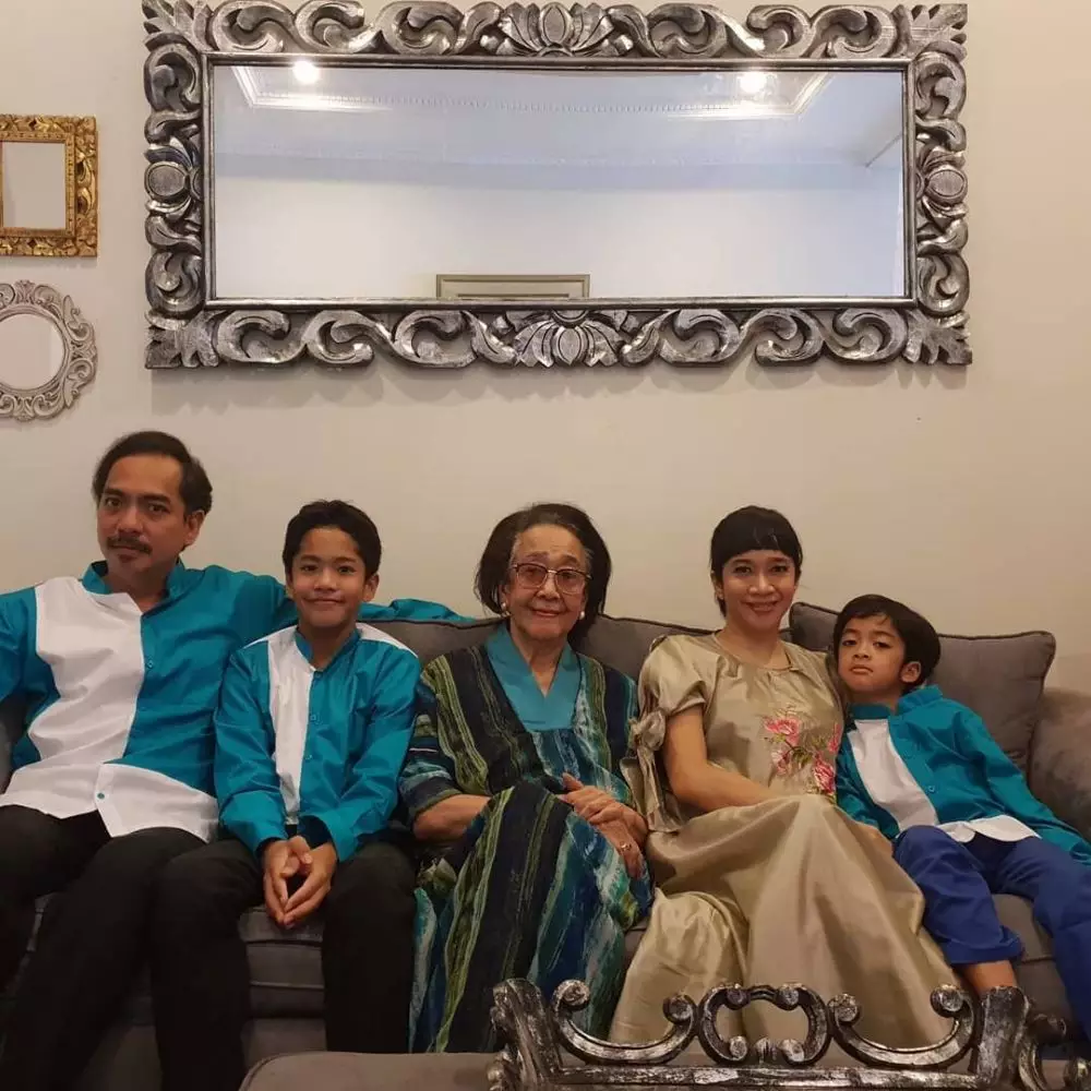 Pemain extravaganza bareng keluarga © 2021 brilio.net