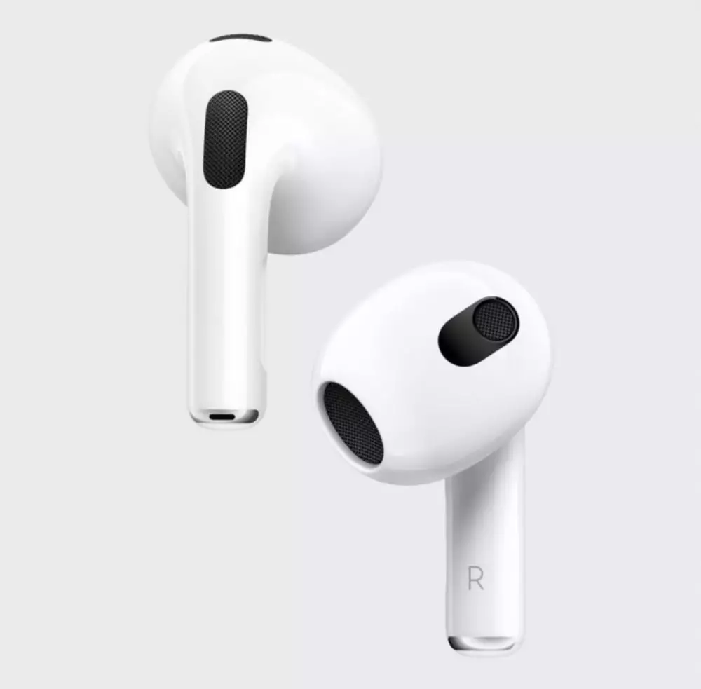 Bisa dengerin musik hingga 6 jam, ini 5 fitur menarik AirPods generasi 3 © 2021 brilio.net Bisa dengerin musik hingga 6 jam, ini 5 fitur menarik AirPods generasi 3 © 2021 brilio.net