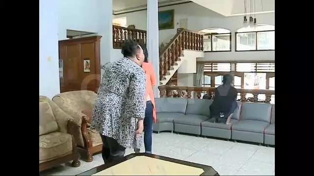 Rumah seleb bergaya tradisional berbagai sumber