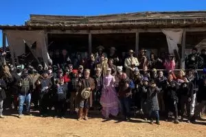 7 Fakta tewasnya kru film Rust akibat tembakan pistol Alec Baldwin