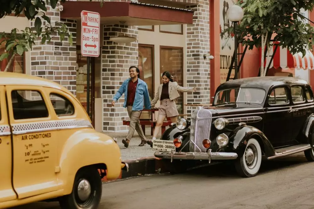 Gaya prewedding street style seleb Berbagai sumber 