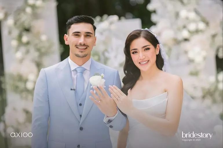 Vincent Verhaag tulis janji manis untuk El © Instagram Vincent Verhaag tulis janji manis untuk El © Instagram