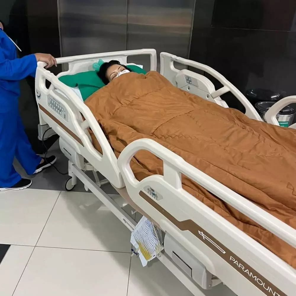 Kondisi terbaru Melanie Subono usai jalani operasi Instagram © 2021 brilio.net