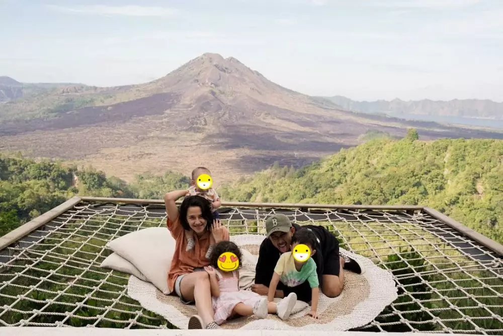 6 pemain sinetron GGS saat momong anak Instagram © 2021 brilio.net