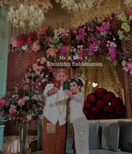 Ashilla Zee eks Blink menikah dengan Heisel Bolang © berbagai sumber Ashilla Zee eks Blink menikah dengan Heisel Bolang © berbagai sumber