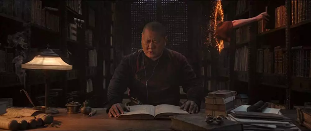 7 Fakta menarik sosok Wong, ahli sihir misterius di film Spider-man berbagai sumber