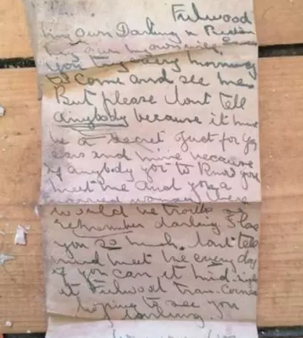 surat cinta 100 tahun © 2021 brilio.net surat cinta 100 tahun © 2021 brilio.net