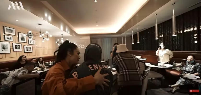 Momen dinner keluarga Hermansyah & Lemos © berbagai sumber