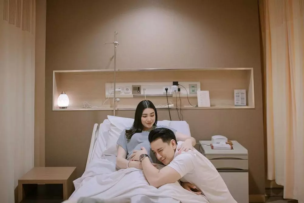 momen kelahiran anak pertama patricia devina © instagram