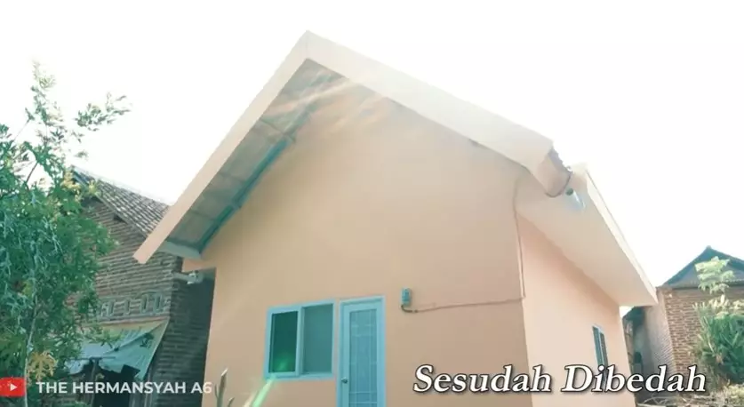 potret rumah warga usai direnovasi Ashanty © YouTube